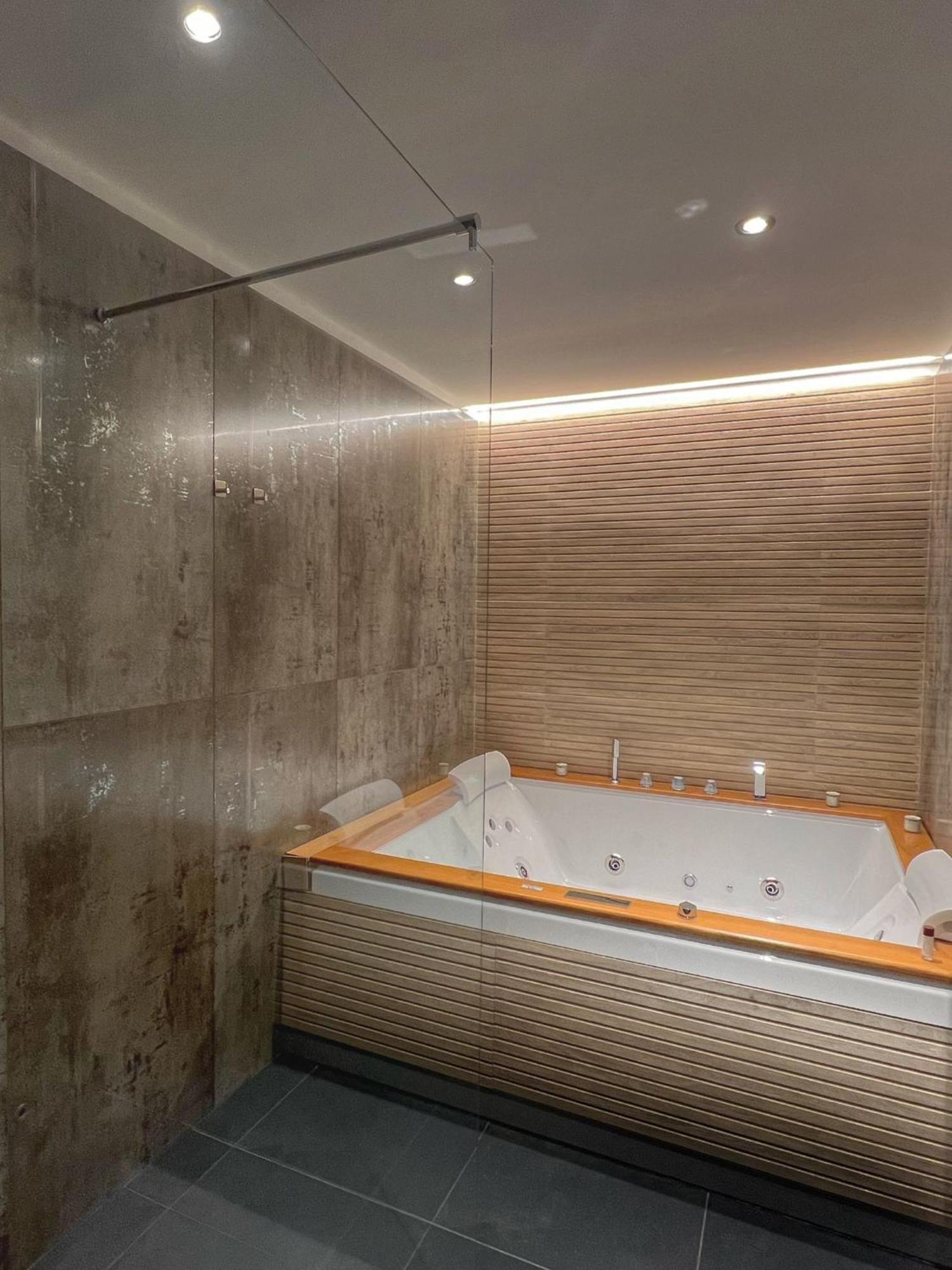 Amay City Suite Bari Exteriér fotografie