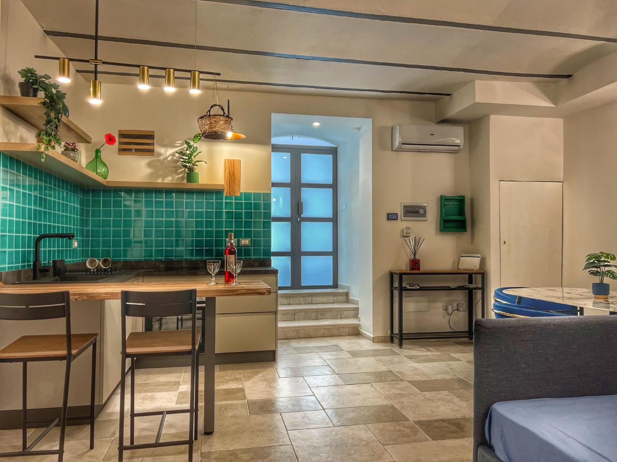 Amay City Suite Bari Exteriér fotografie